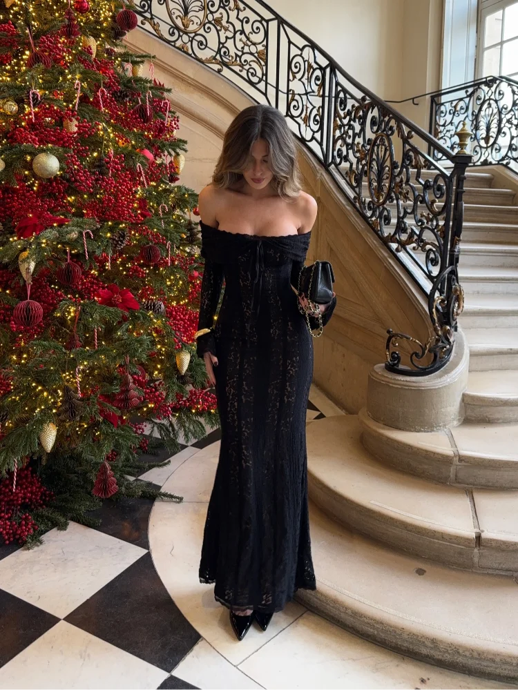 Étoile Off-Shoulder Gown