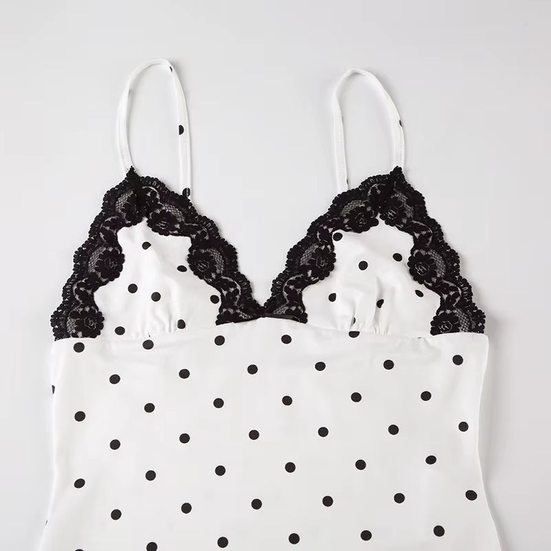 Élodie Lace Backless Gown